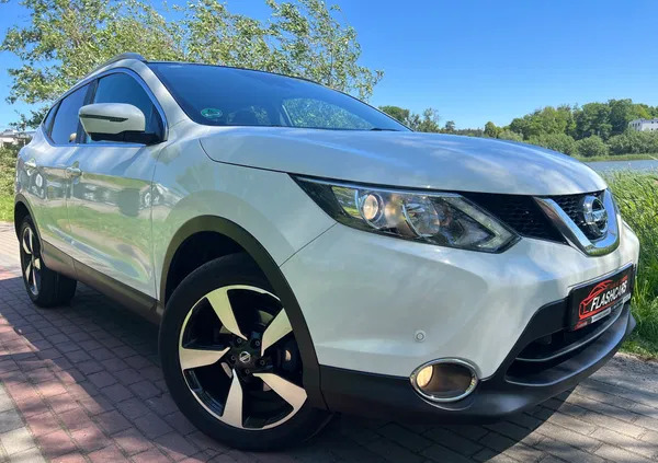 nissan qashqai warmińsko-mazurskie Nissan Qashqai cena 56990 przebieg: 117000, rok produkcji 2016 z Bisztynek